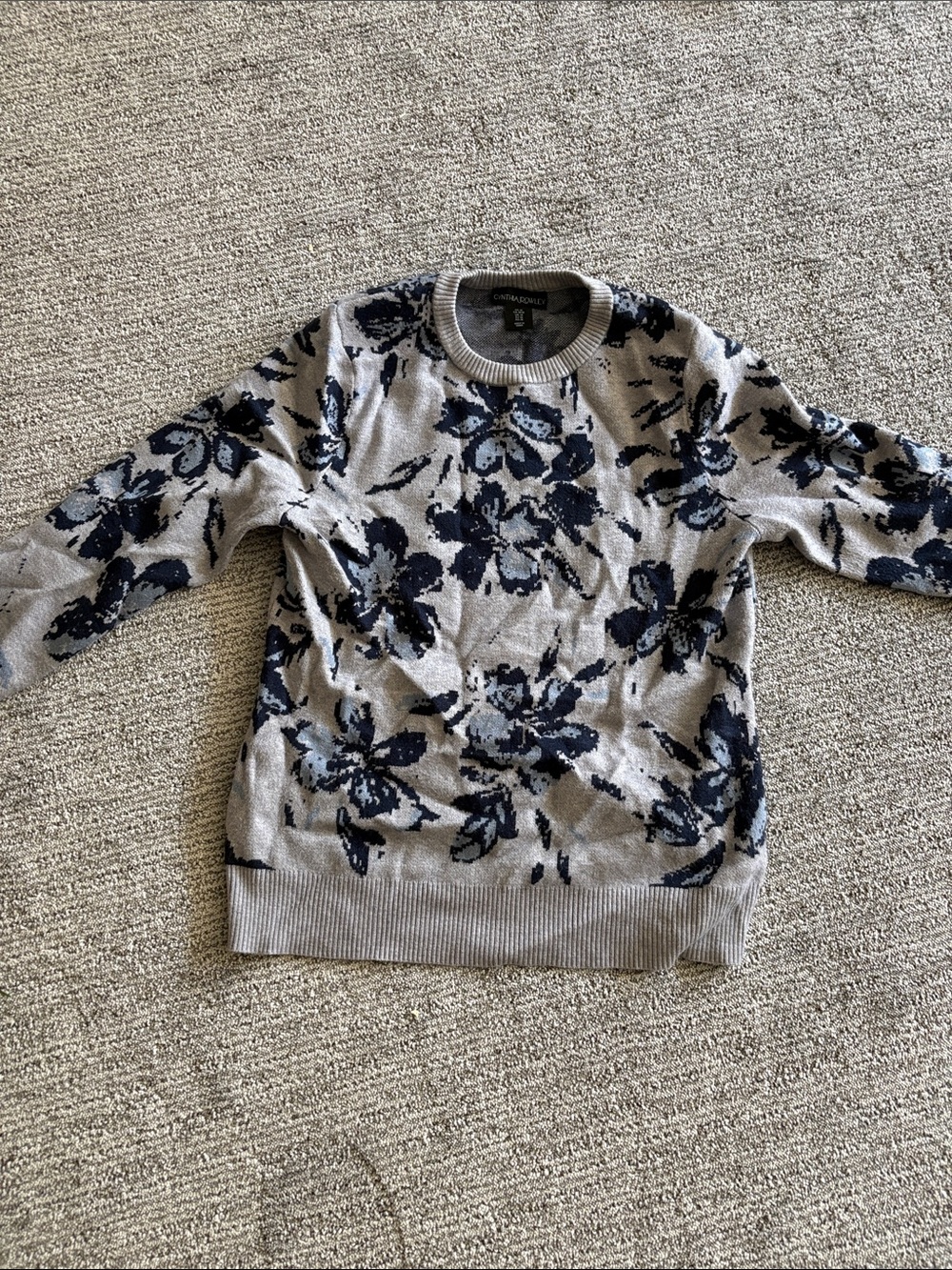 Womens Gray Floral Crewneck Sweater